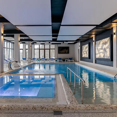 Ozero Nizhniy Studenyy