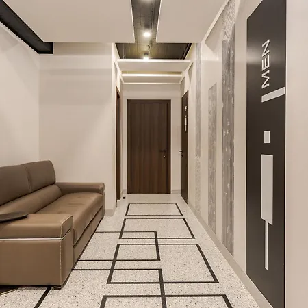 Ozero Lodge Nizhniy Studenyy