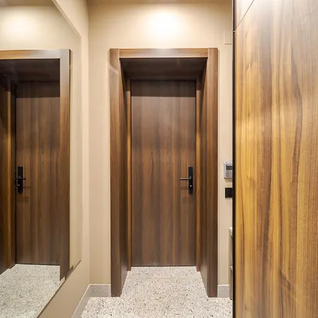 Ozero * Nizhniy Studenyy