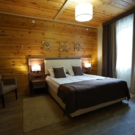 Ozero Lodge Nizhniy Studenyy