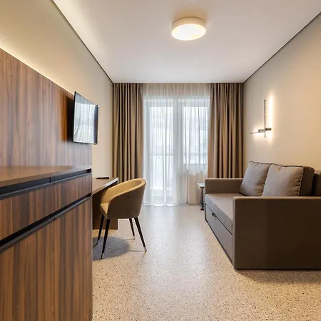 Ozero Nizhniy Studenyy