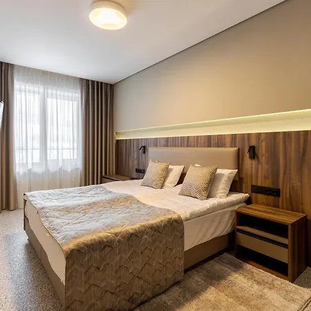 Ozero * Nizhniy Studenyy