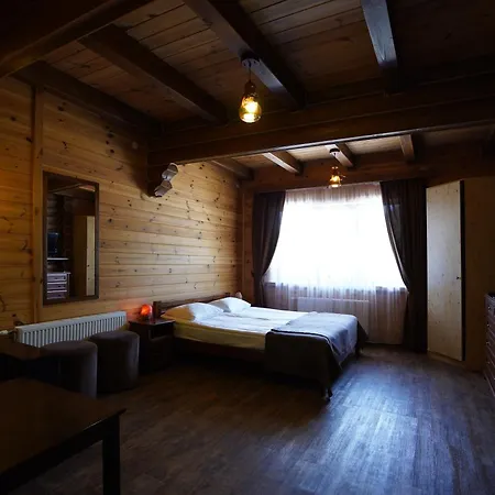 Ozero Nizhniy Studenyy