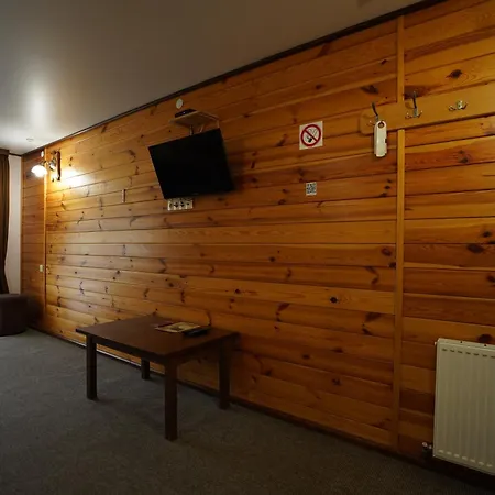 Ozero Lodge