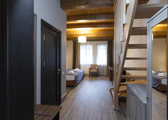 Ozero Lodge
